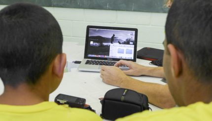 Adolescentes cumprem medida socioeducativa na Fundação Casa da Vila Maria, em São Paulo. (Crédito: Carolina Pezzoni)