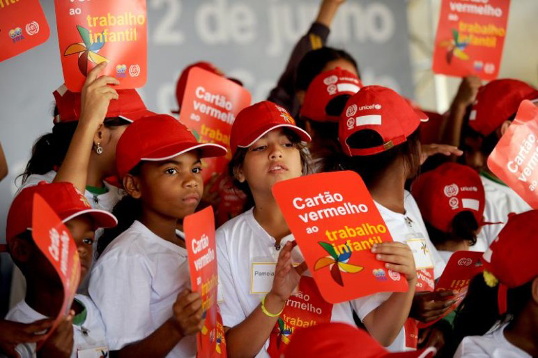 Quais as expectativas para o combate ao trabalho infantil em 2017? (Crédito: Antonio Cruz/Agência Brasil).